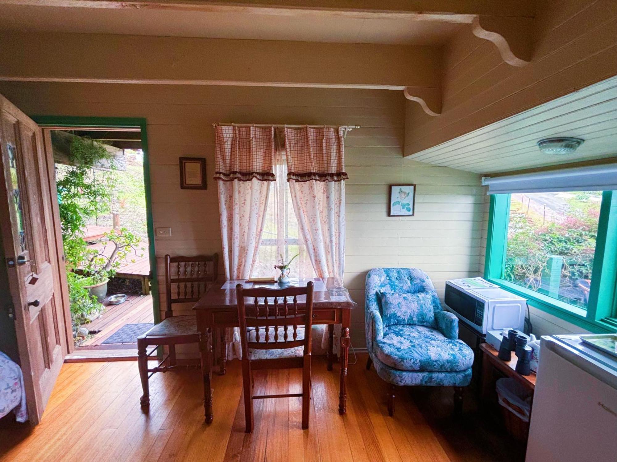 The Goat And Goose Bed & Breakfast Lakes Entrance Dış mekan fotoğraf
