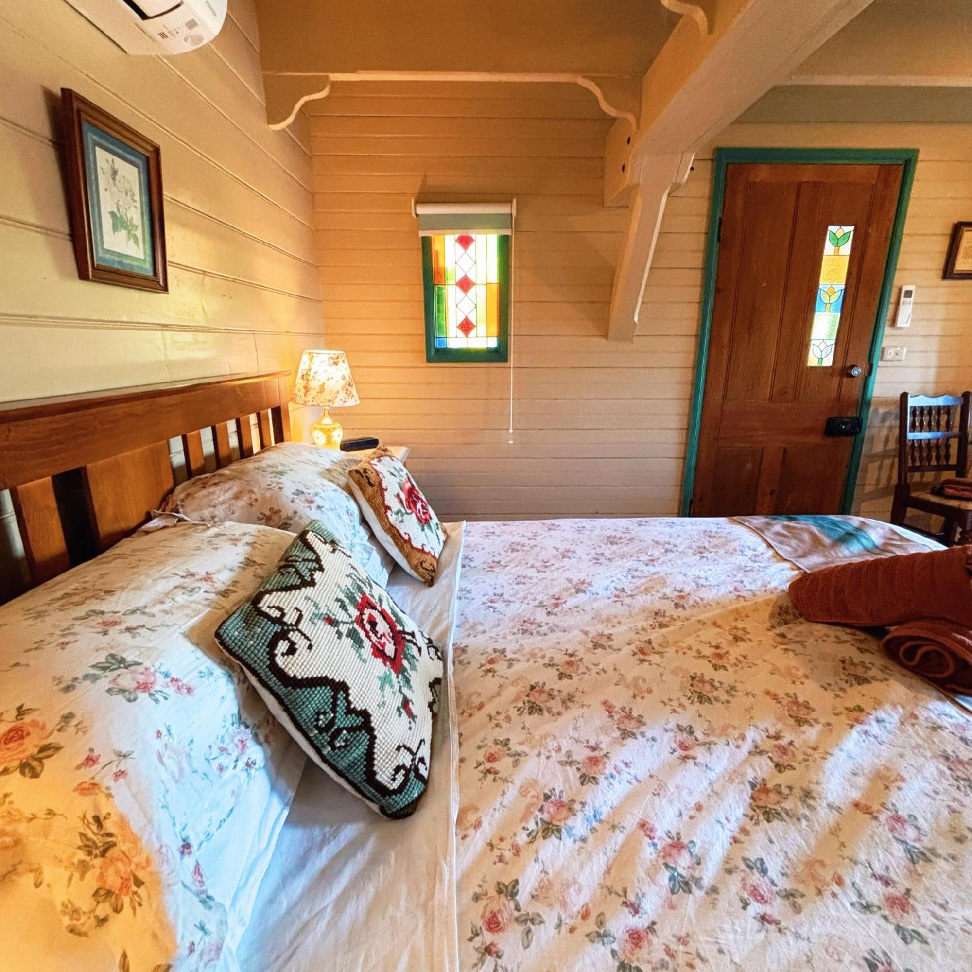 The Goat And Goose Bed & Breakfast Lakes Entrance Dış mekan fotoğraf